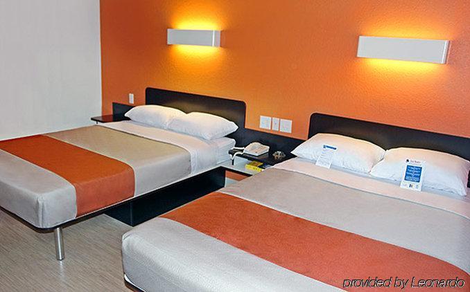 Motel 6-Long Beach, Ca - Los Angeles Exteriör bild